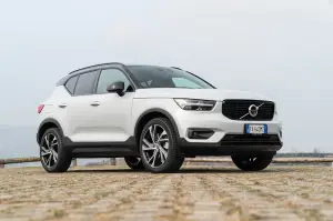 Volvo XC40 Recharge Plug-In Hybrid - Foto Ufficiali