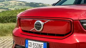 Volvo XC40 Recharge - Primo contatto