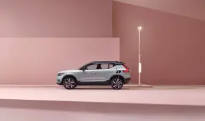 Volvo XC40 Recharge - 12