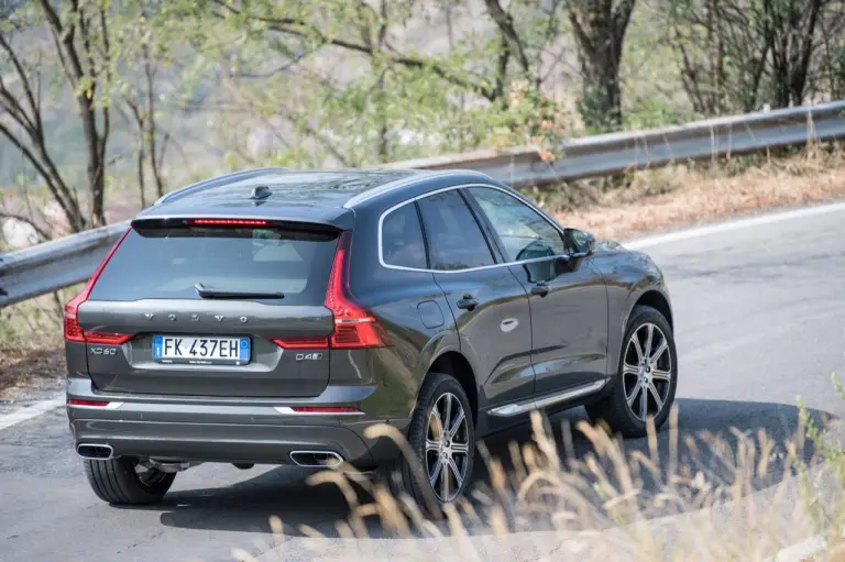 Volvo XC60 2017 - Primo Contatto  - 5