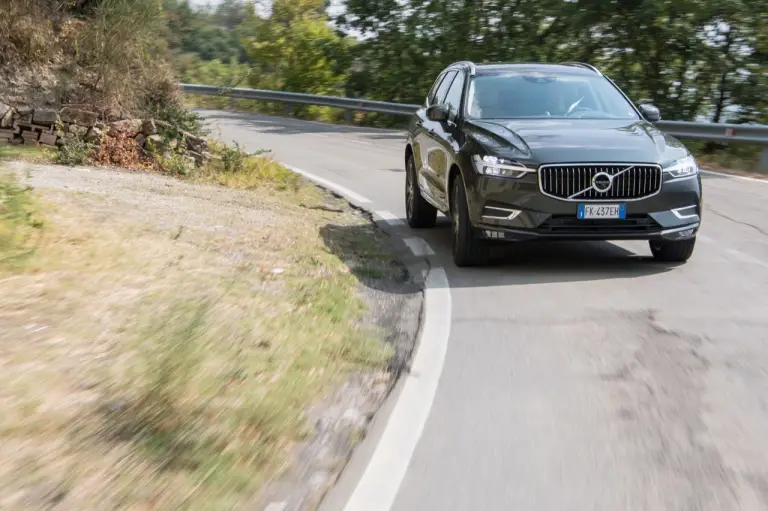 Volvo XC60 2017 - Primo Contatto  - 6