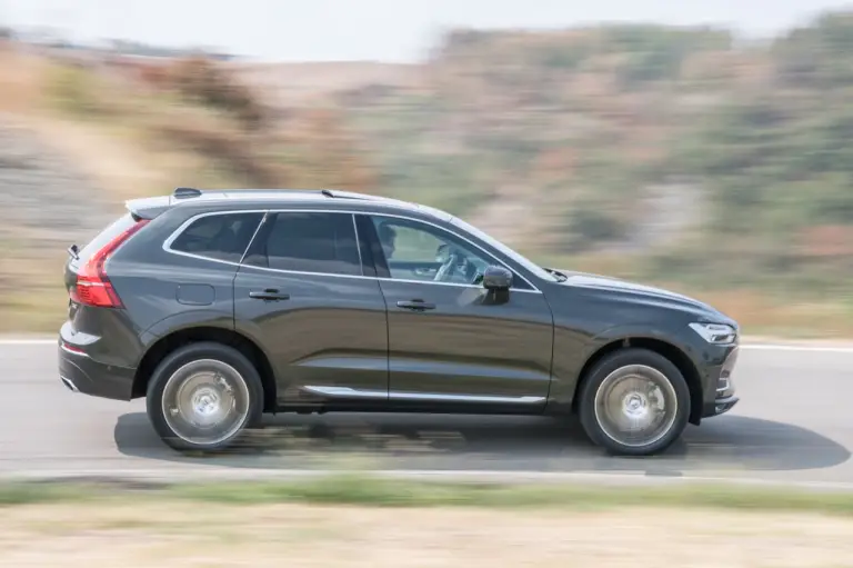 Volvo XC60 2017 - Primo Contatto  - 7