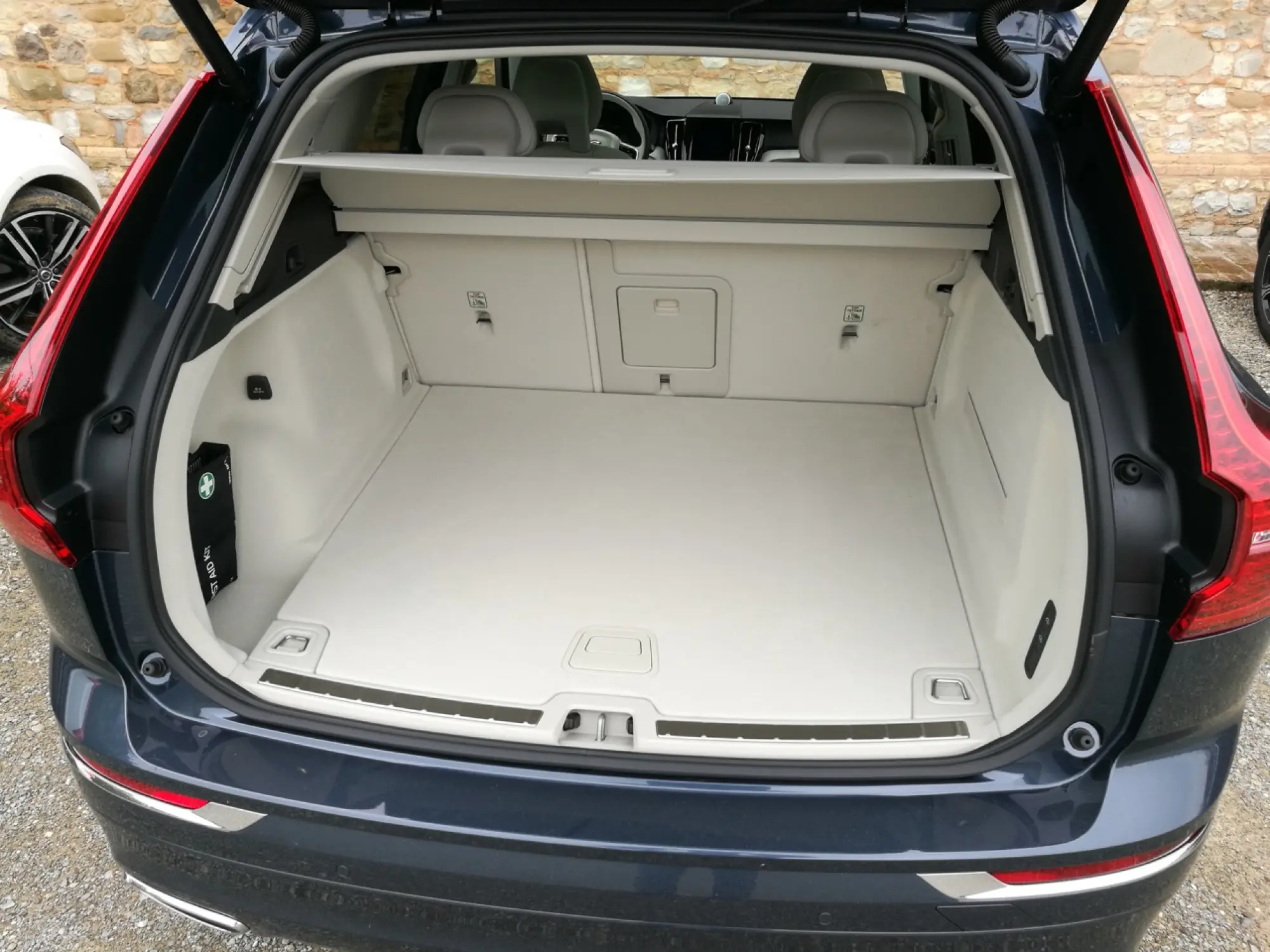 Volvo XC60 2017 - Primo Contatto  - 14