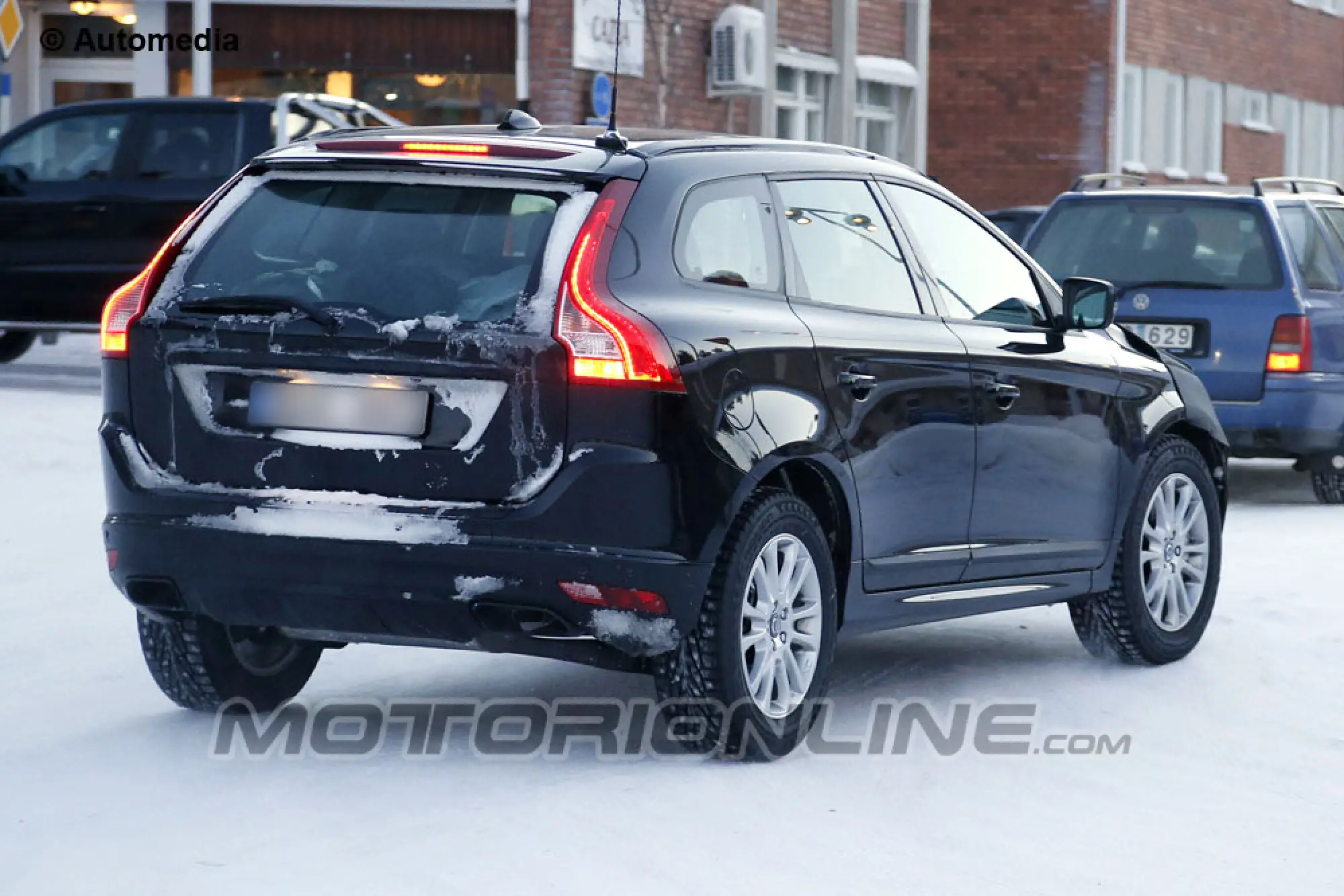 Volvo XC60 facelift - Foto spia 24-01-2013 - 5