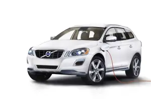 Volvo XC60 ibrida plug-in - Foto ufficiali