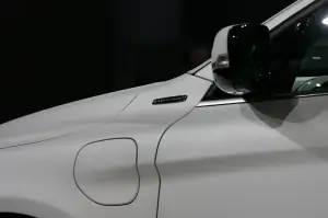 Volvo XC60 Plug In Hybrid Concept - Salone di Detroit 2011 - 2