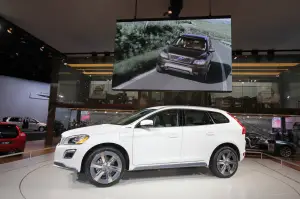 Volvo XC60 Plug In Hybrid Concept - Salone di Detroit 2011 - 14