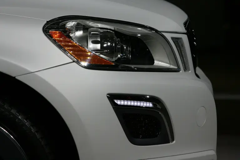 Volvo XC60 Plug In Hybrid Concept - Salone di Detroit 2011 - 6