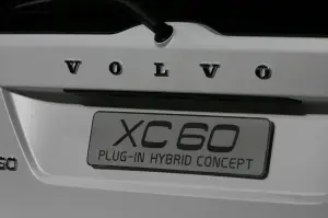 Volvo XC60 Plug In Hybrid Concept - Salone di Detroit 2011 - 8