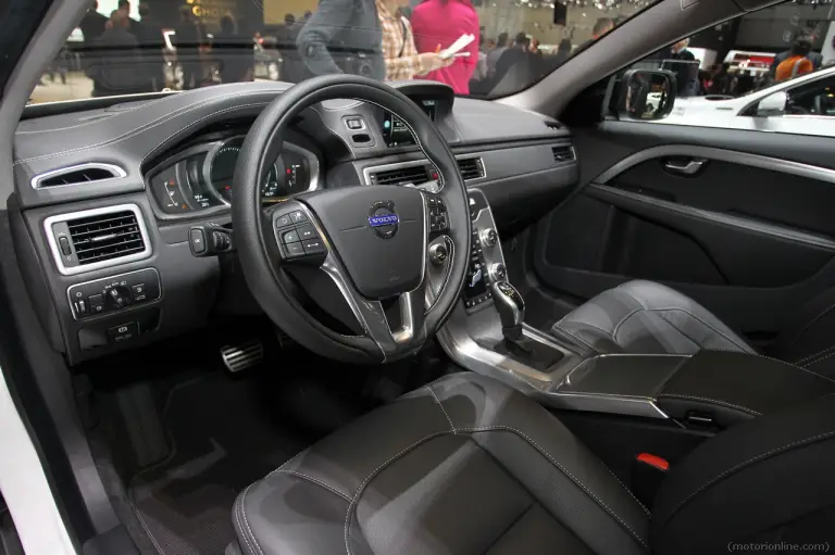  Volvo XC70 - Salone di Ginevra 2014 - 6