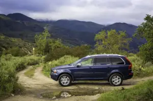 Volvo XC90 2013, foto del restyling - 3