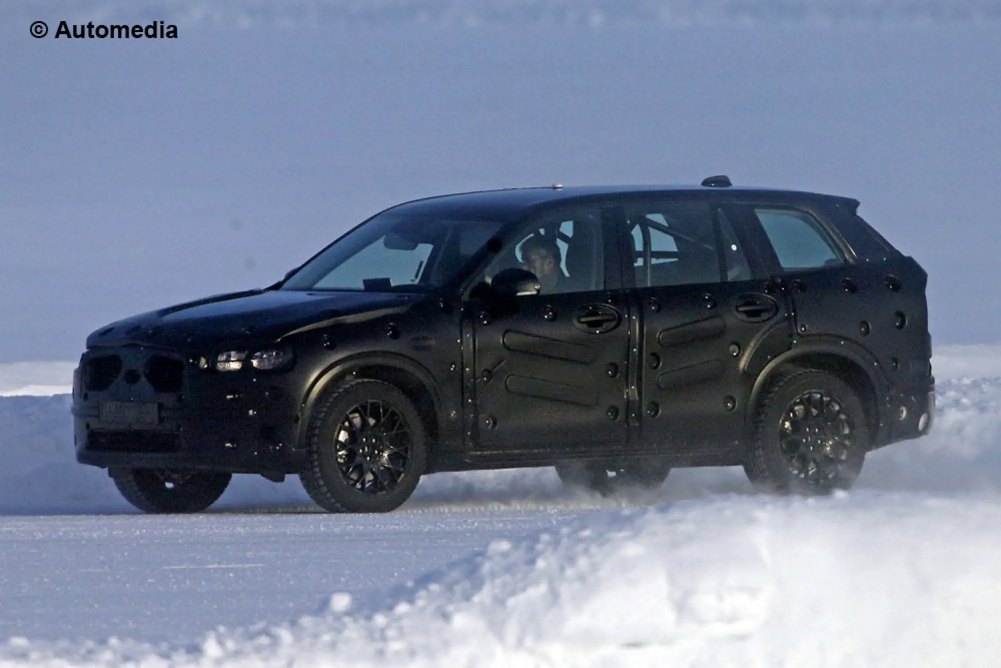 Volvo XC90 2015 - Foto spia 10-02-2014 - 3
