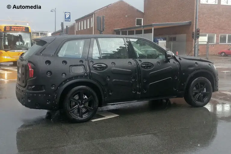 Volvo XC90 2015 - Foto spia 12-05-2014 - 4