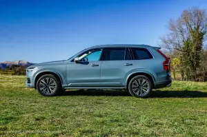 Volvo XC90 B5 2020 - Prova su Strada