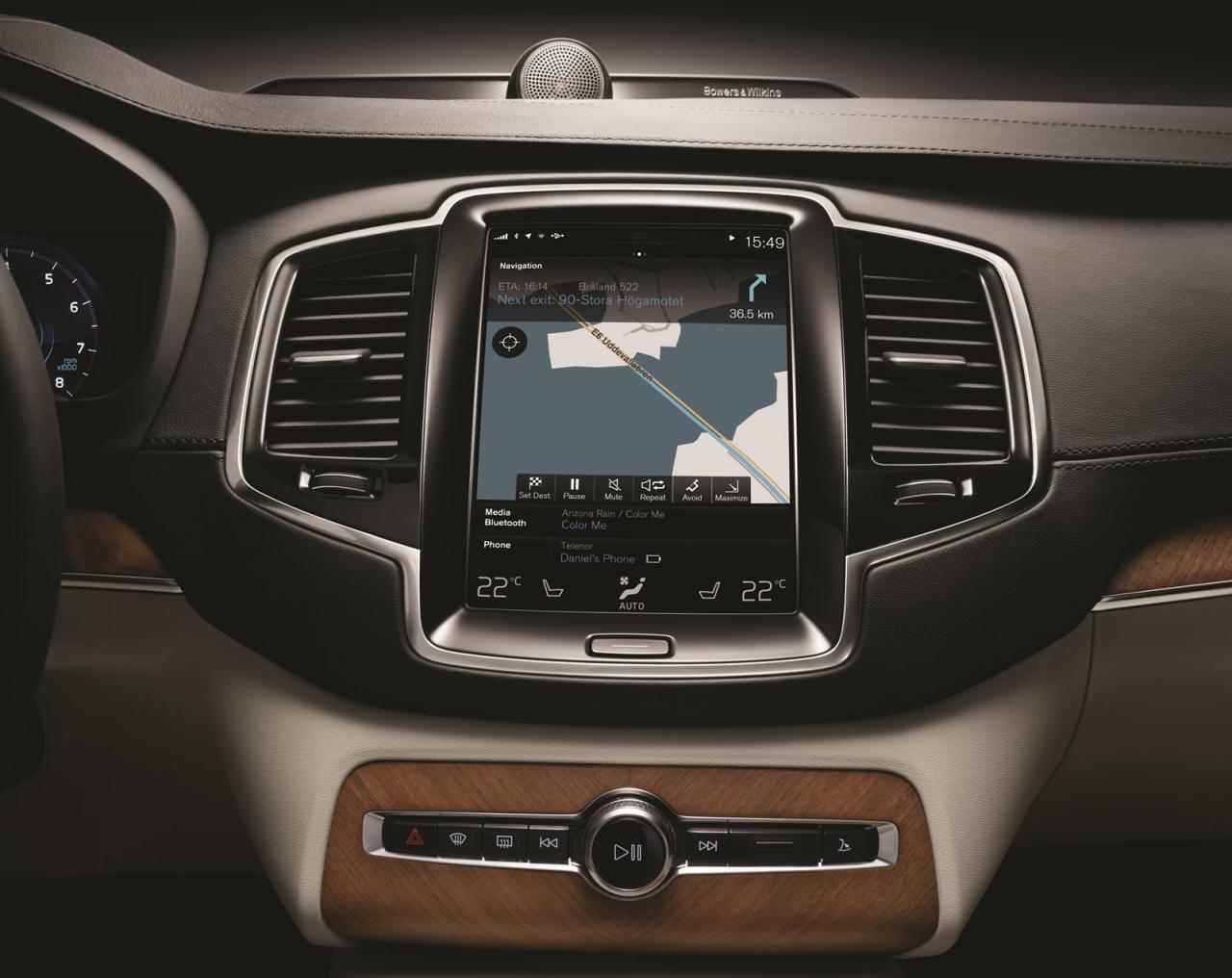 Volvo XC90 MY 2015 - Foto infotainment