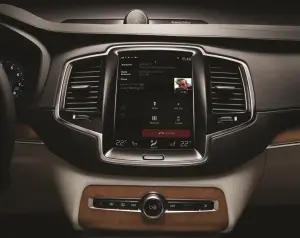 Volvo XC90 MY 2015 - Foto infotainment - 3