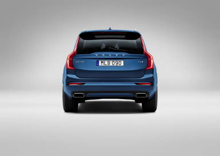 Volvo XC90 R-Design - Salone di Detroit 2015 - 1