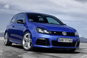 VW Golf R - 12