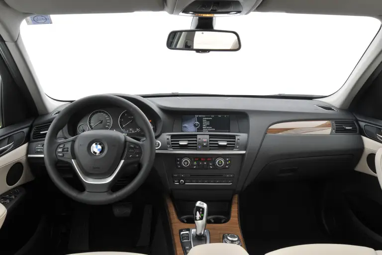 Ward\'s Auto - I migliori interni del 2011 - 2