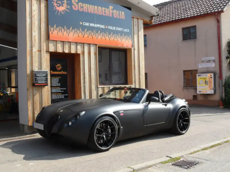 Wiesmann Roadster MF5 V10 Black Bat by SchwabenFolia - 1
