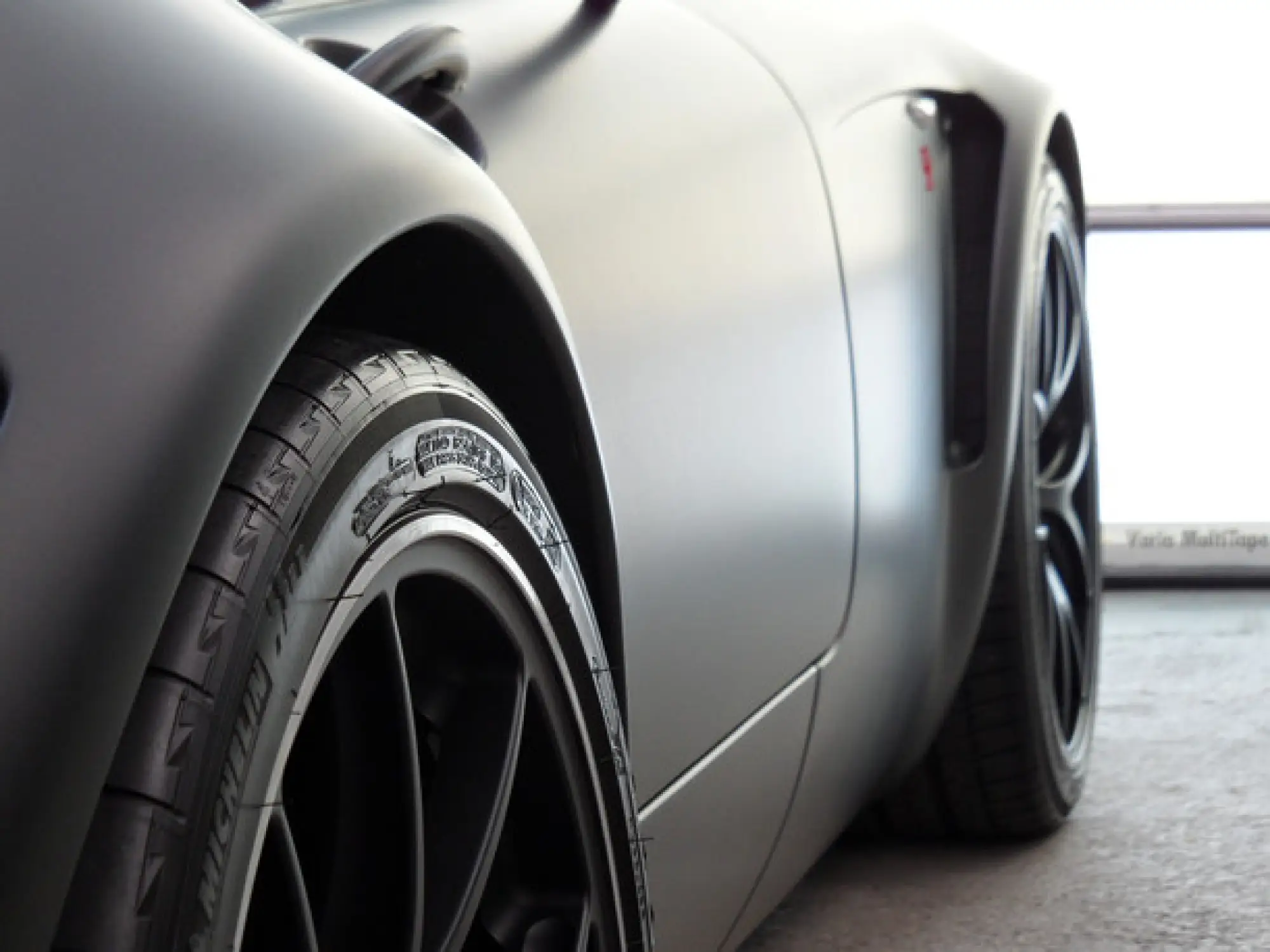 Wiesmann Roadster MF5 V10 Black Bat by SchwabenFolia - 5