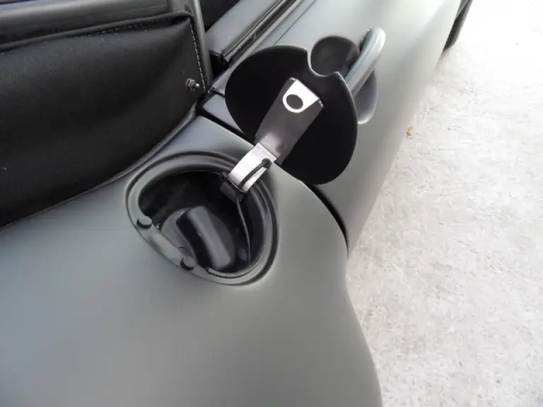 Wiesmann Roadster MF5 V10 Black Bat by SchwabenFolia - 15