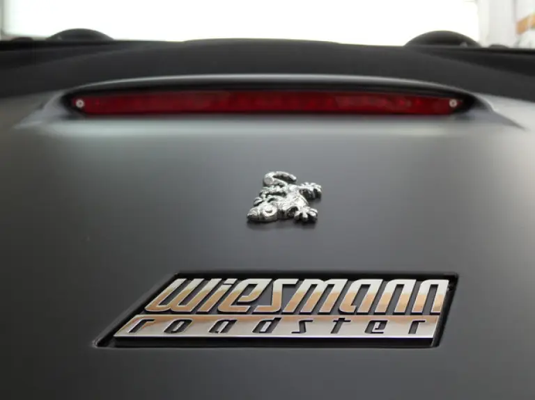 Wiesmann Roadster MF5 V10 Black Bat by SchwabenFolia - 16