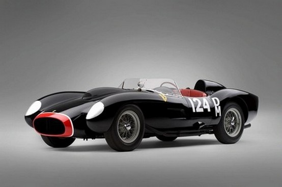 Vendita record all’asta per la Ferrari 250 Testarossa del 1957