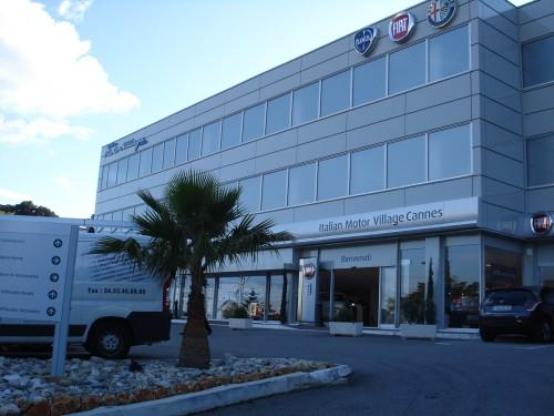 Fiat inaugura l’ Italian Motor Village a Cannes