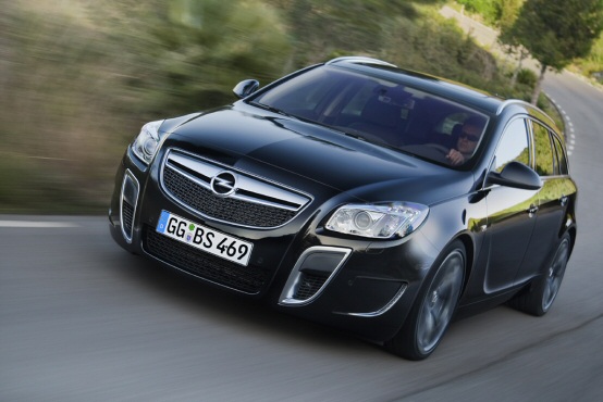 Opel Insignia Opc Sports Tourer: in autunno la presentazione