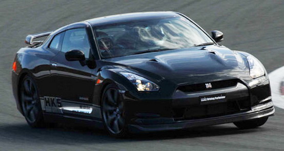 Da HKS ecco a voi la Nissan GT-R 600