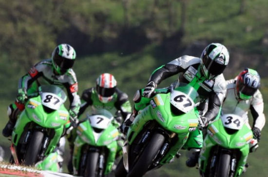 Trofeo Kawasaki Ninja 250, fai il test!