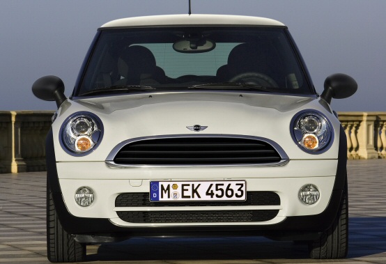 A settembre il debutto del nuovo diesel MINI in Italia da 90 cavalli