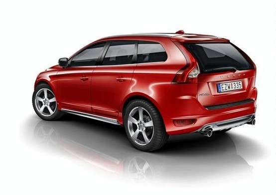 Volvo annuncia la sportiva XC60 R-Design