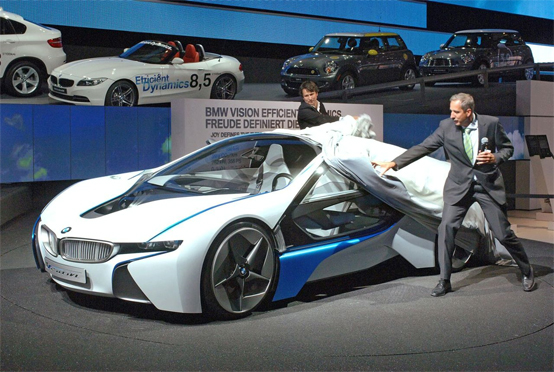 BMW Vision EfficientDynamics Concept: svelata alla vigilia del Salone di Francoforte