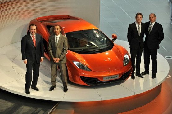 McLaren MP4-12C: video della presentazione ufficiale