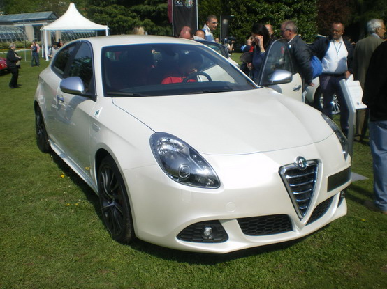 Villa d’Este: nuove immagini dell’Alfa Romeo Giulietta