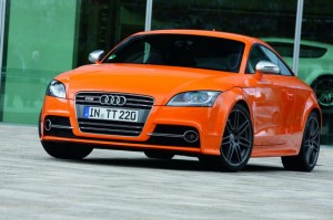 Audi TTS Coupé, pubblicate nuove immagini del facelift 2011