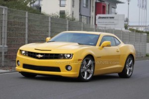 Chevrolet Camaro, foto spia di una versione misteriosa