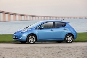 Nissan Leaf, la vettura elettrica è diventata Auto dell’Anno 2011