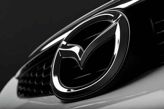 Anniversario Mazda, l’evoluzione del logo in 90 anni di storia