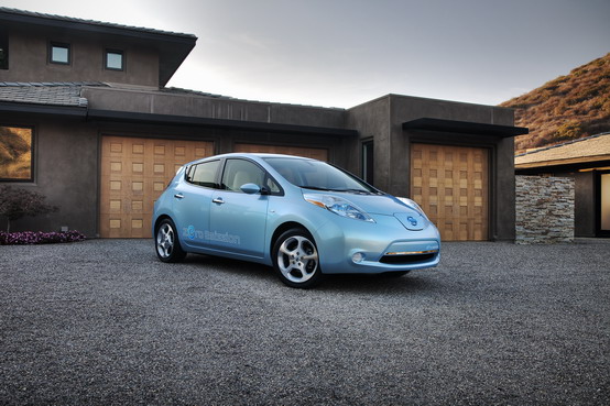 Nissan Leaf: annunciato un nuovo sistema ICT per il computer di bordo