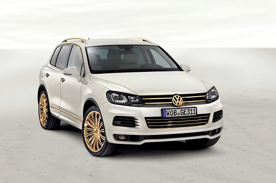 Volkswagen Touareg Gold Edition al Salone del Qatar 2011