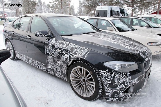 BMW M5 F10 2012, soltanto con il cambio automatico?