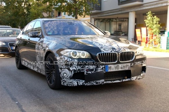 BMW M5, ancora un video-teaser prima della presentazione a Shanghai