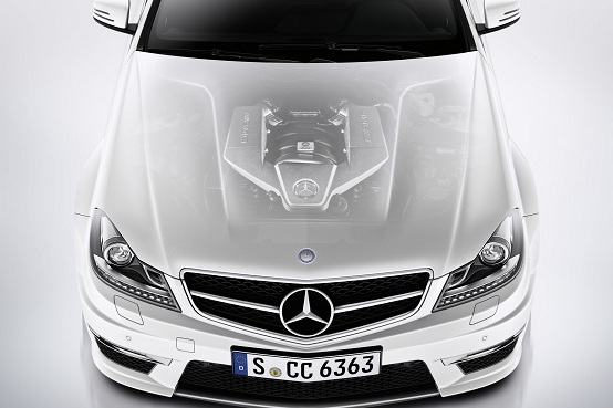 Video: nuova Mercedes C63 AMG Coupé 2011