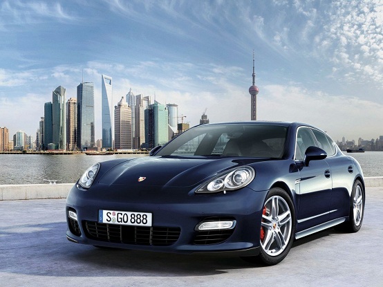 Porsche Panamera, la versione Turbo S sarà svelata molto presto