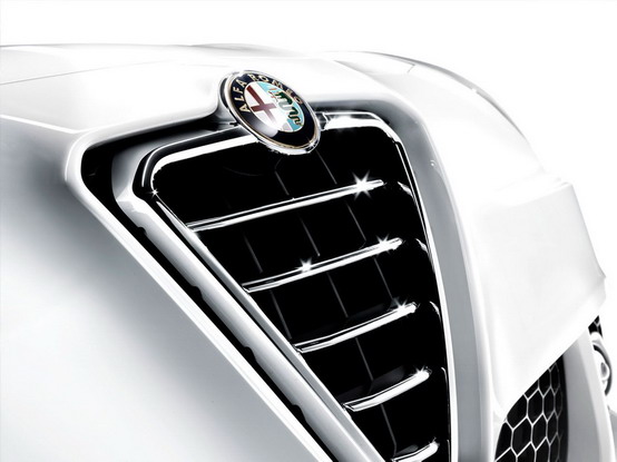 Alfa Romeo, il ritorno negli Stati Uniti rimandato al 2013