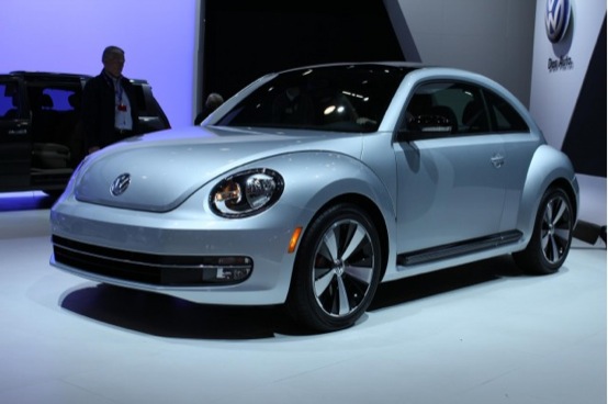 Volkswagen Beetle 2012: immagini live dal Salone di New York