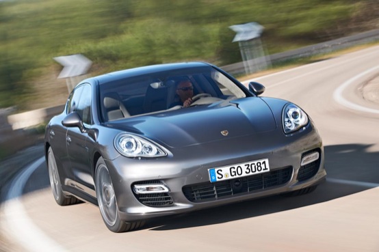 Porsche Panamera Turbo S, nuovo video su strada